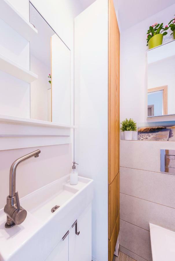 Beso Apartment Гданск Екстериор снимка