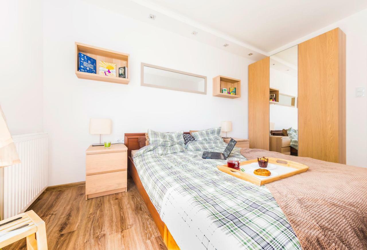 Beso Apartment Гданск Екстериор снимка